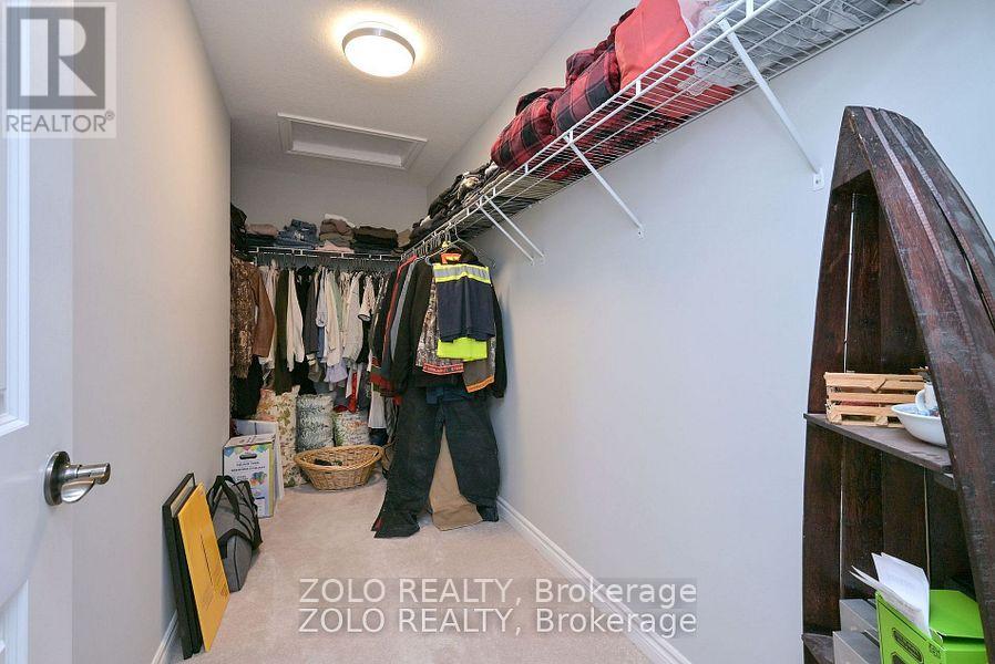 69 Walker Boulevard Property Photo 30