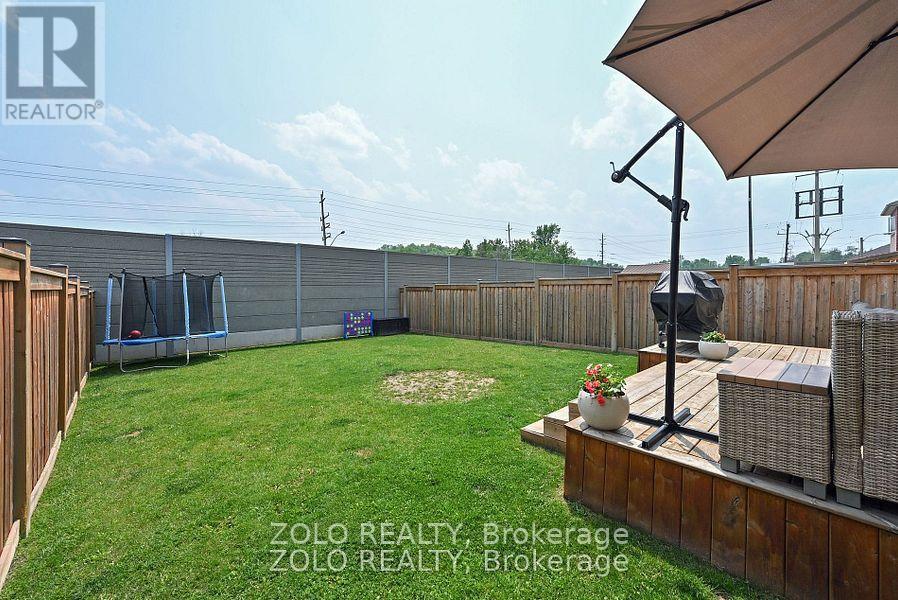 69 Walker Boulevard Property Photo 37