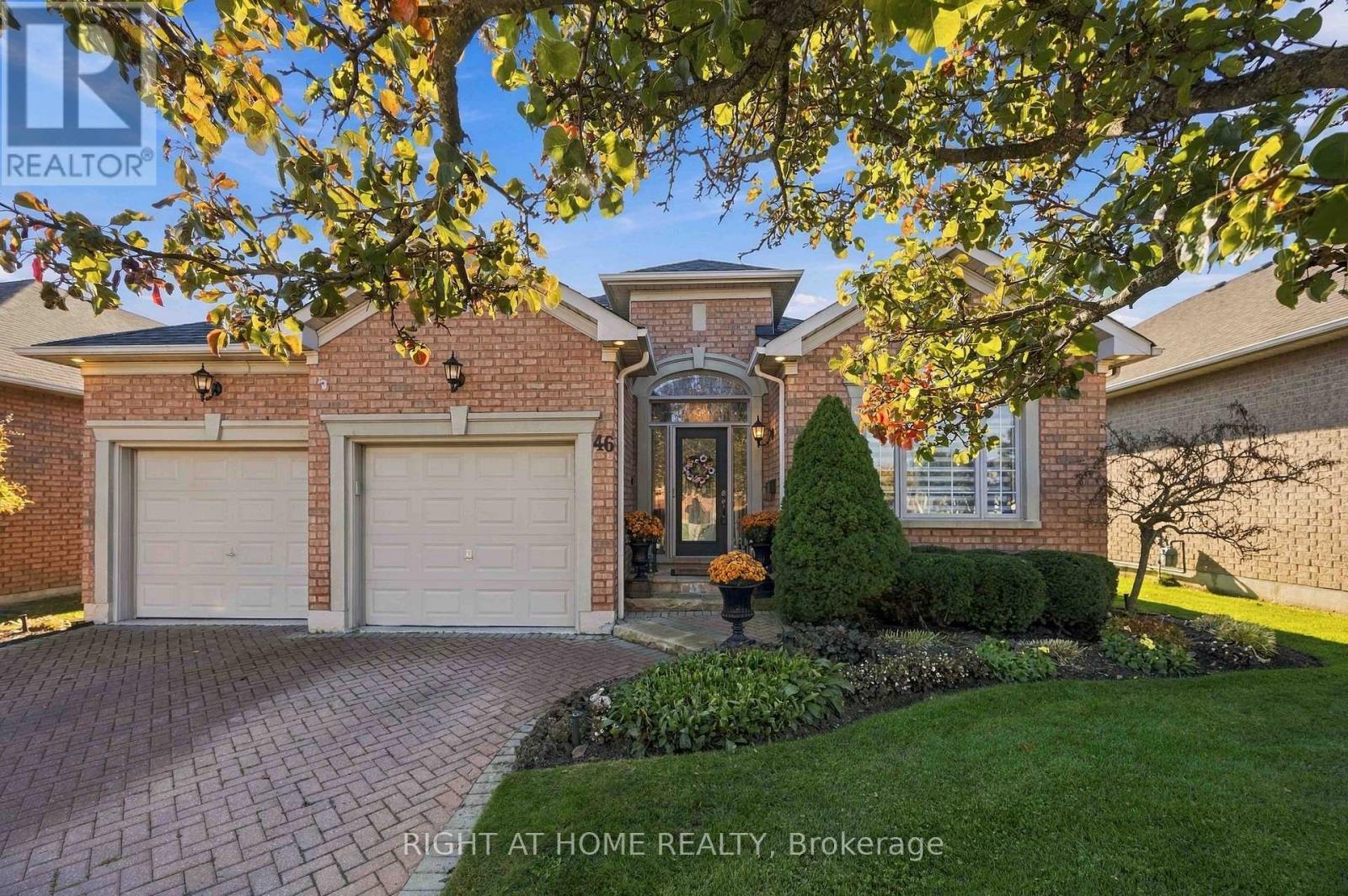 46 Player Place Property Photo 1
