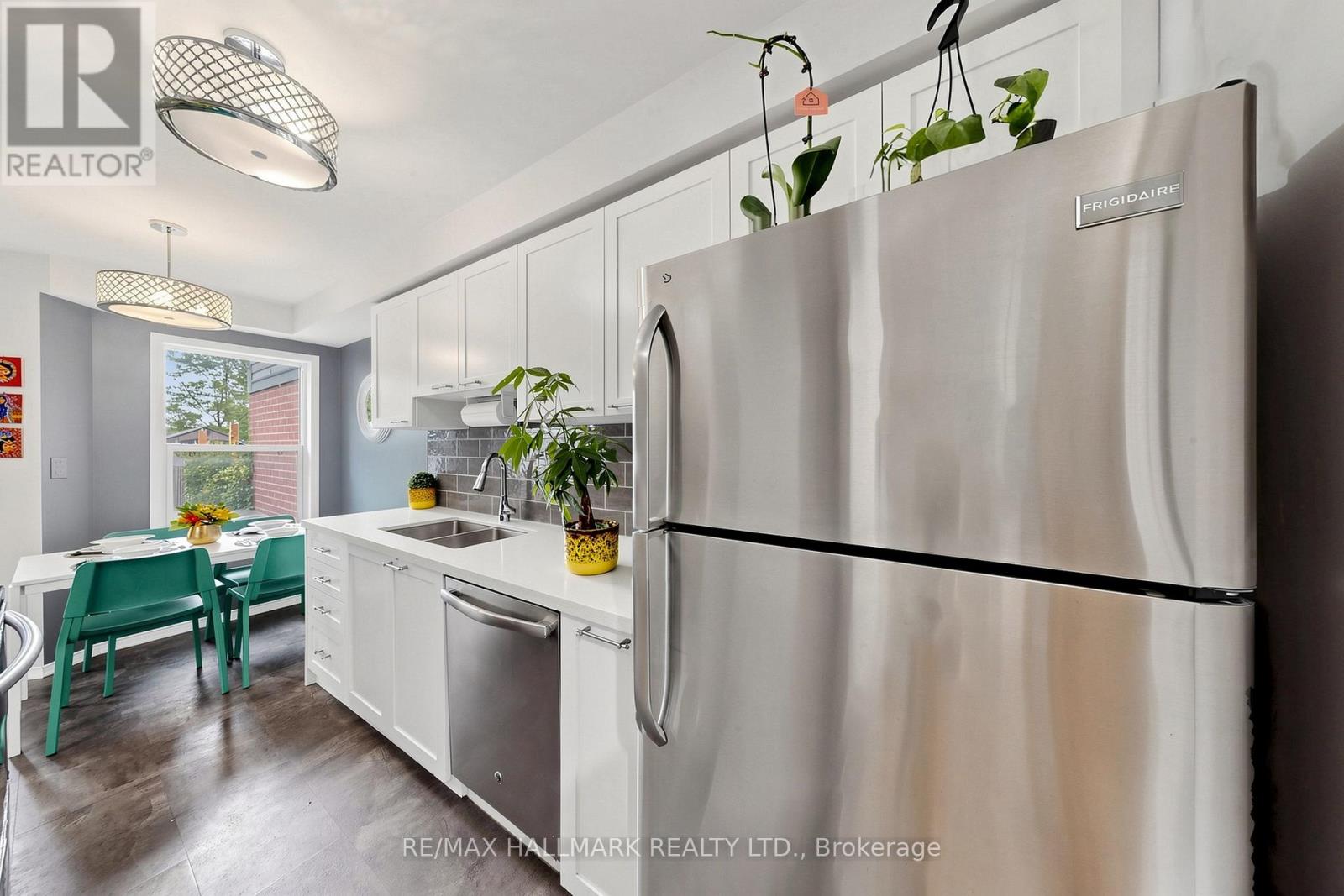 5 Evelyn Buck Lane Property Photo 6