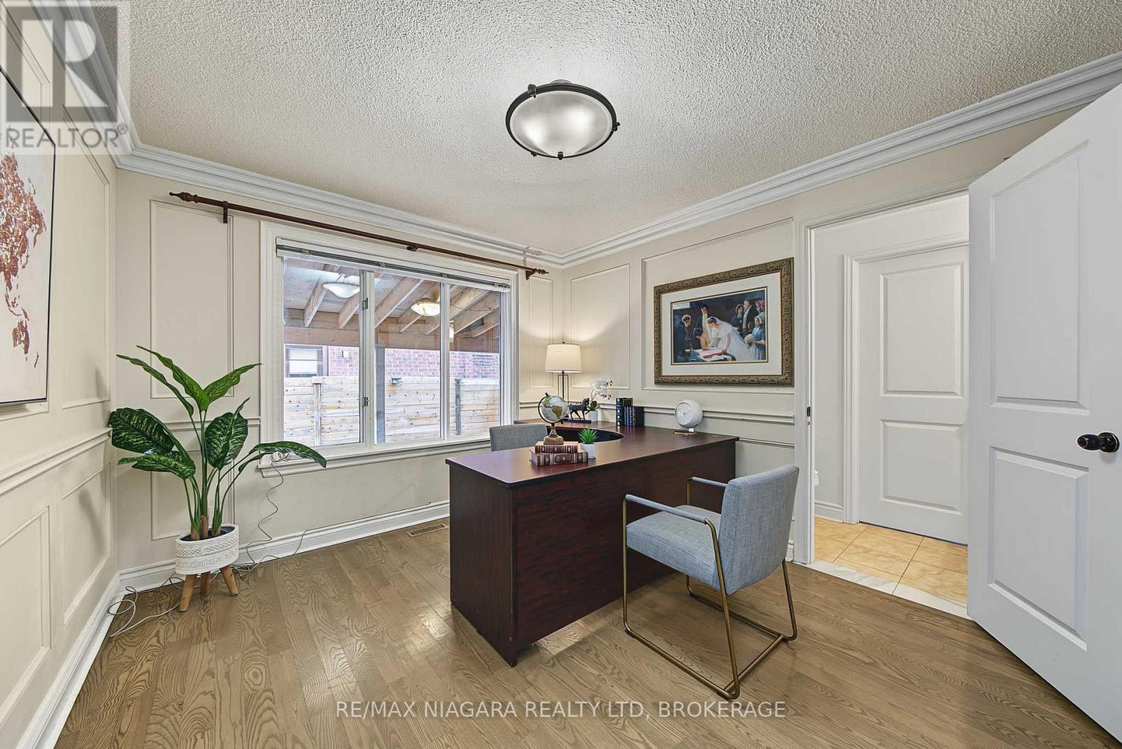 2 Aitken Circle Property Photo 7