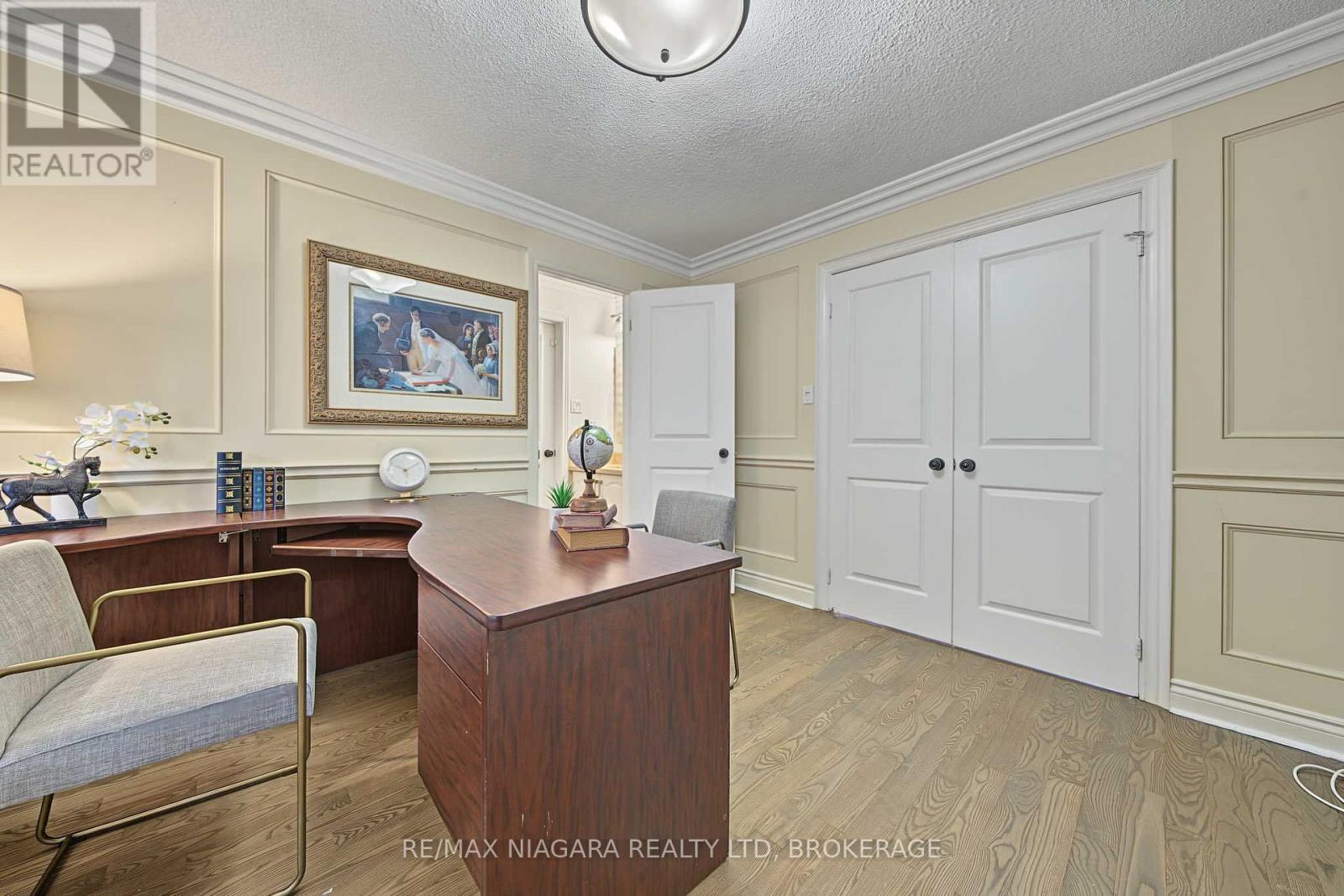 2 Aitken Circle Property Photo 8