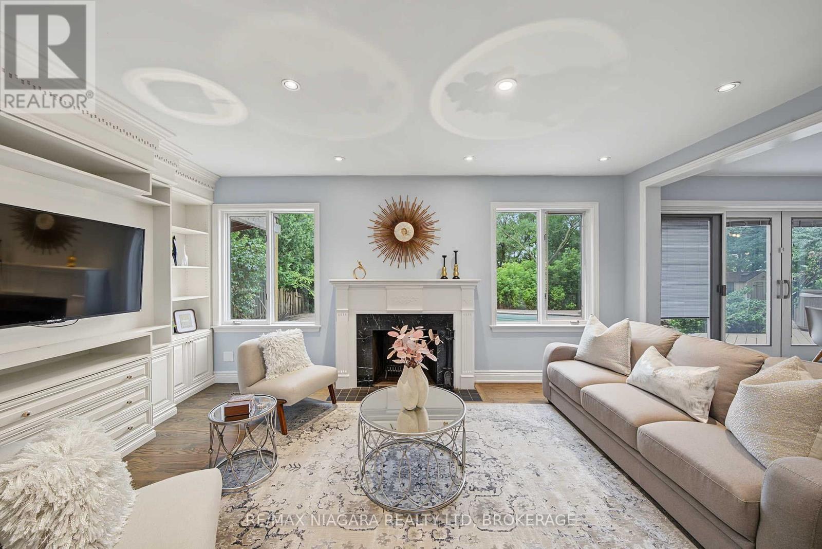 2 Aitken Circle Property Photo 19