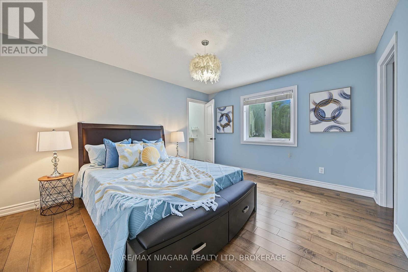 2 Aitken Circle Property Photo 36