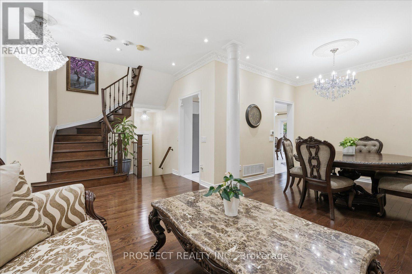 218 Sylwood Crescent Property Photo 5