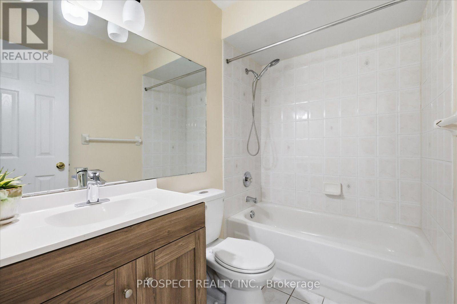 218 Sylwood Crescent Property Photo 16