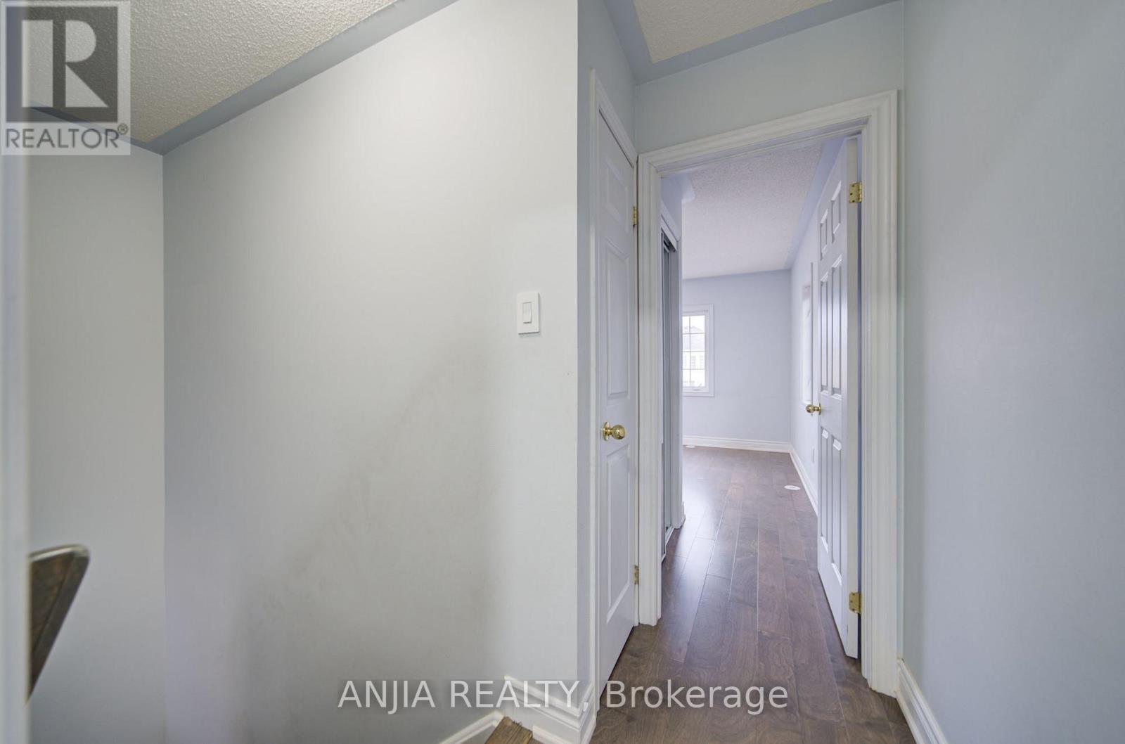 2434 Bur Oak Avenue Property Photo 36