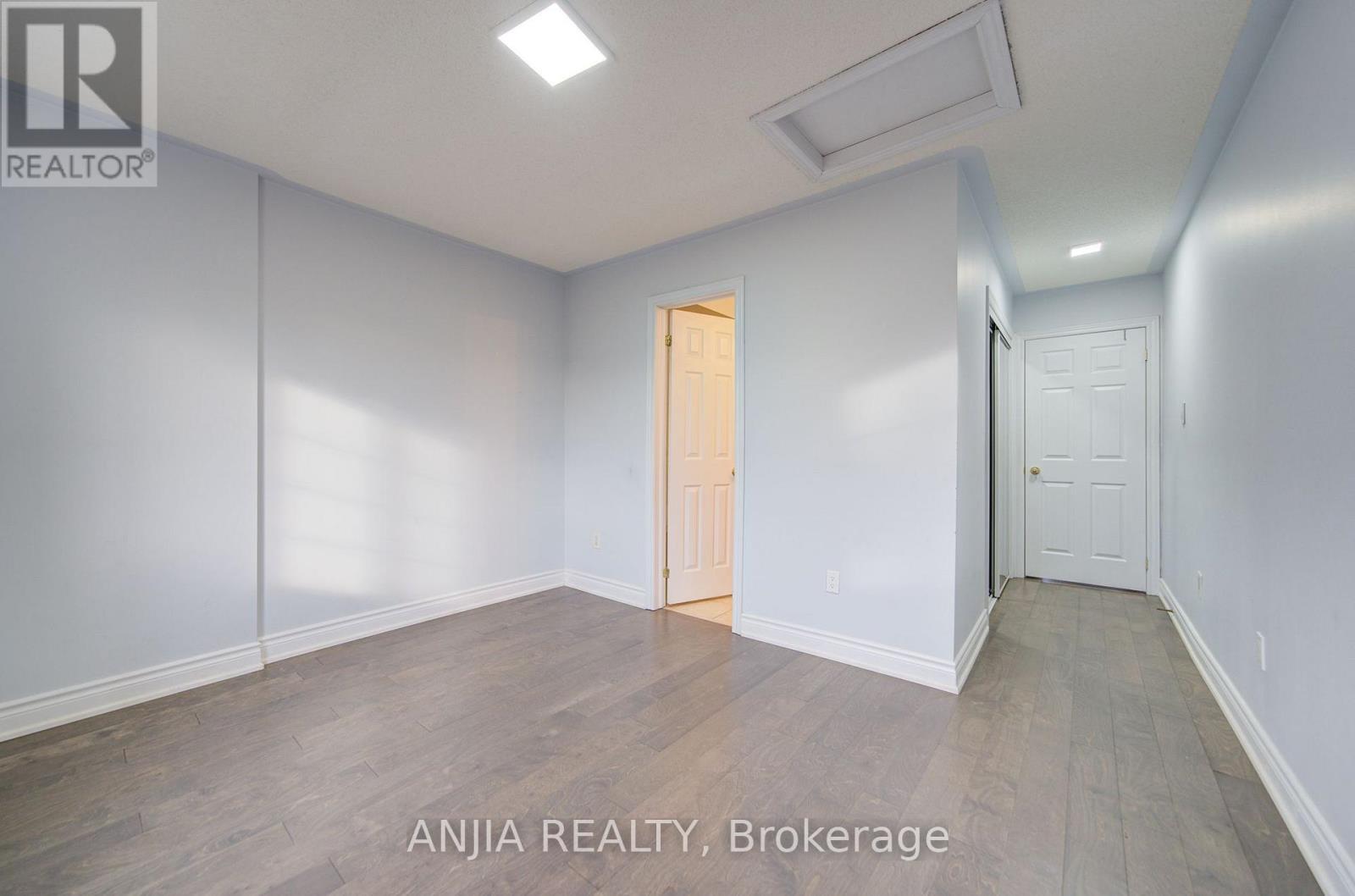 2434 Bur Oak Avenue Property Photo 38