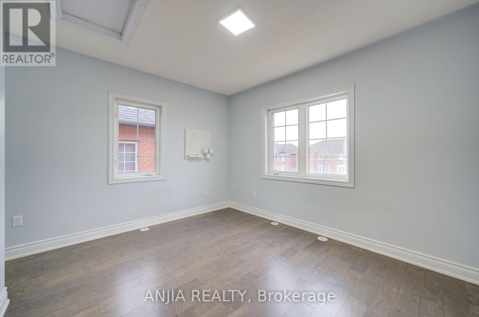 2434 Bur Oak Avenue Property Photo 41