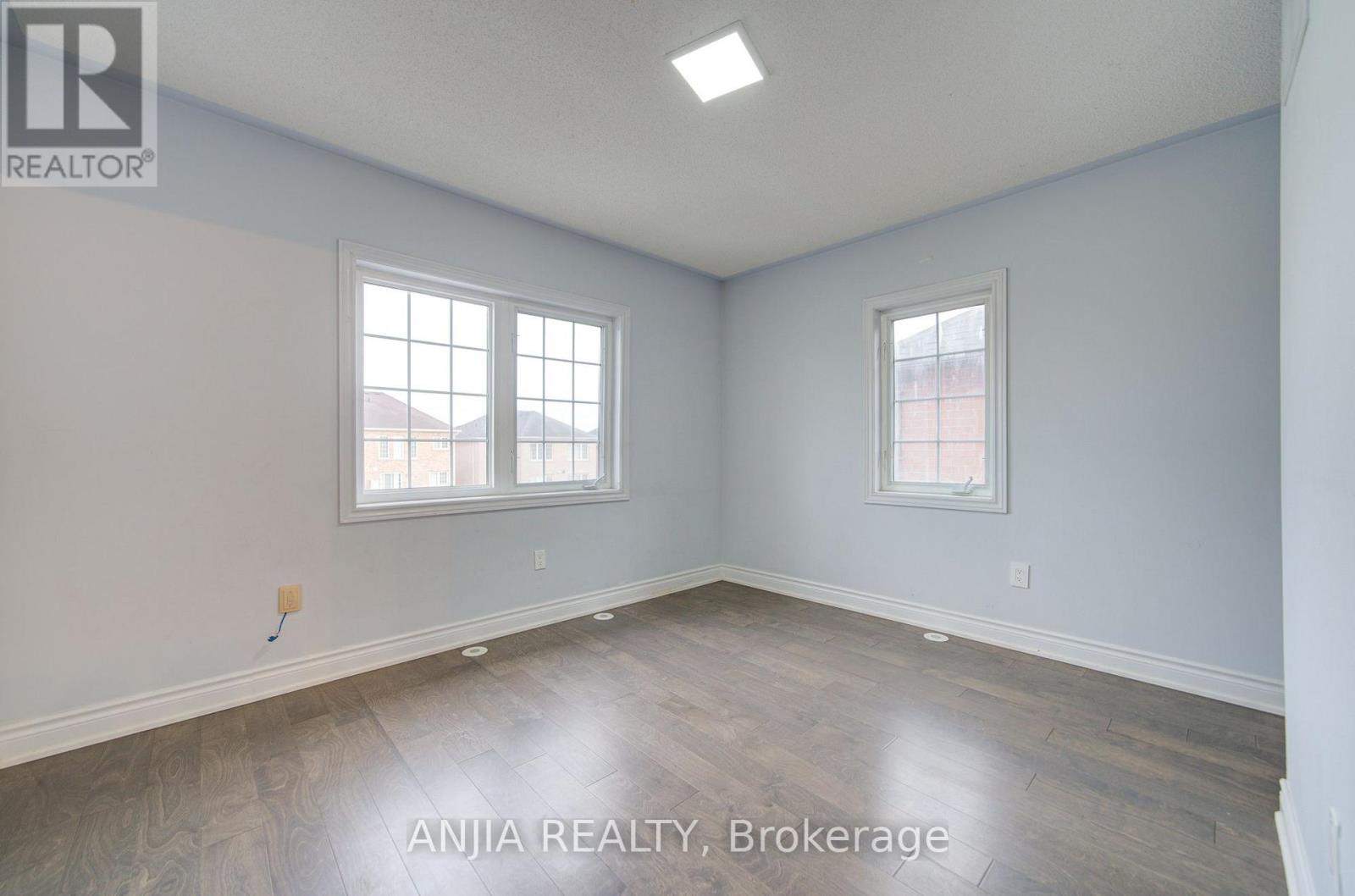 2434 Bur Oak Avenue Property Photo 45