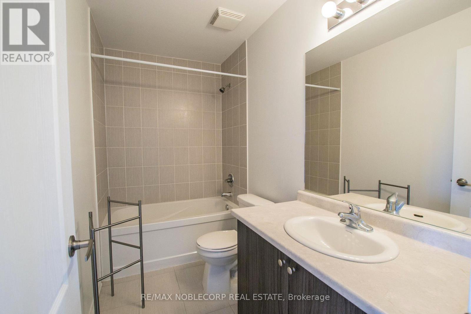 1287 Coleman Crescent Property Photo 17