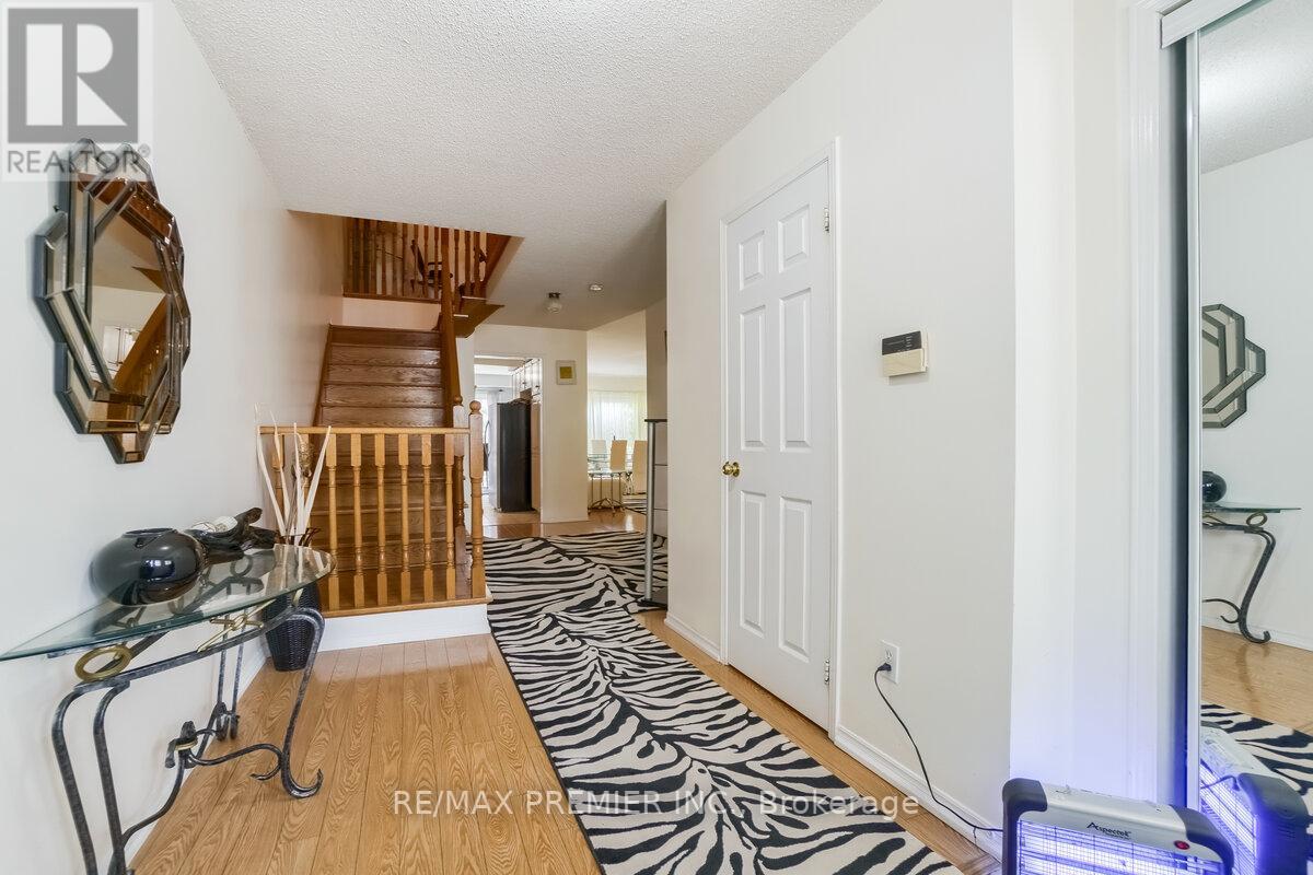 193 Roxbury Street Property Photo 5