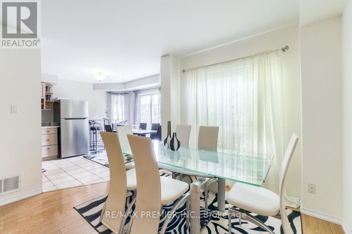193 Roxbury Street Property Photo 10