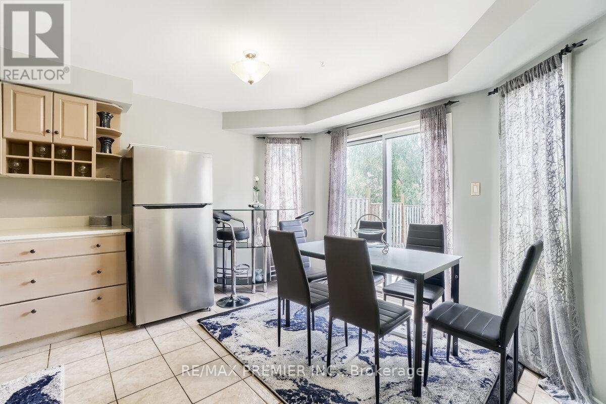 193 Roxbury Street Property Photo 12