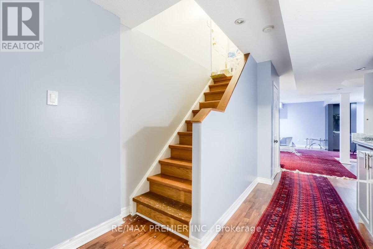 193 Roxbury Street Property Photo 28