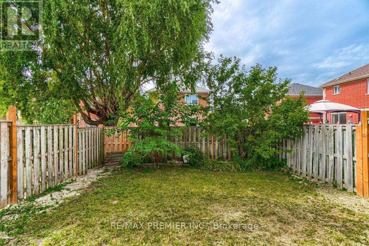 193 Roxbury Street Property Photo 38