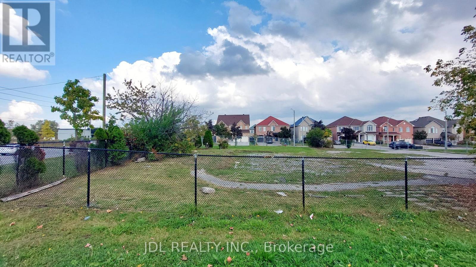 1061 Elgin Mills Road E Property Photo 6