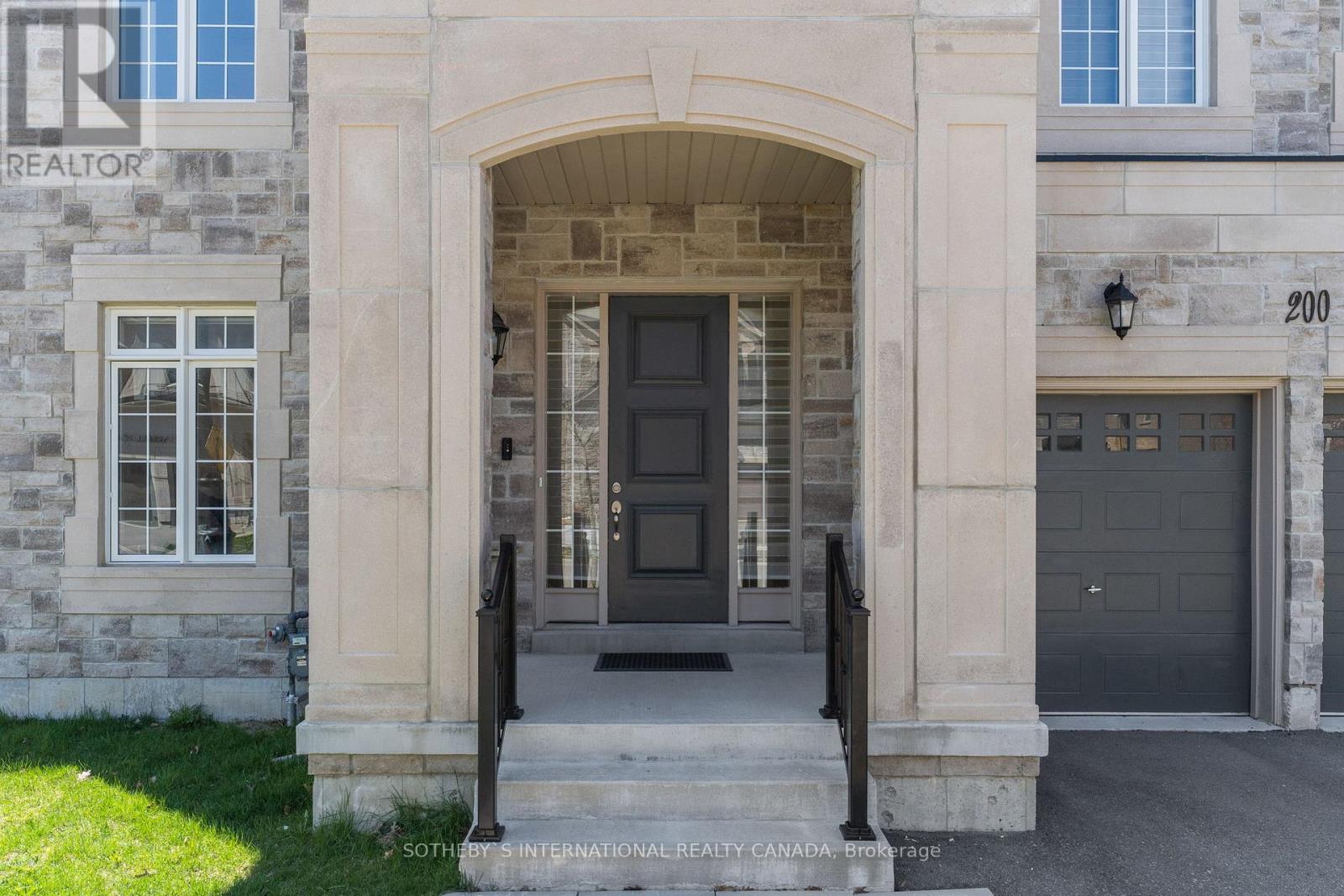 200 Farrell Road Property Photo 2