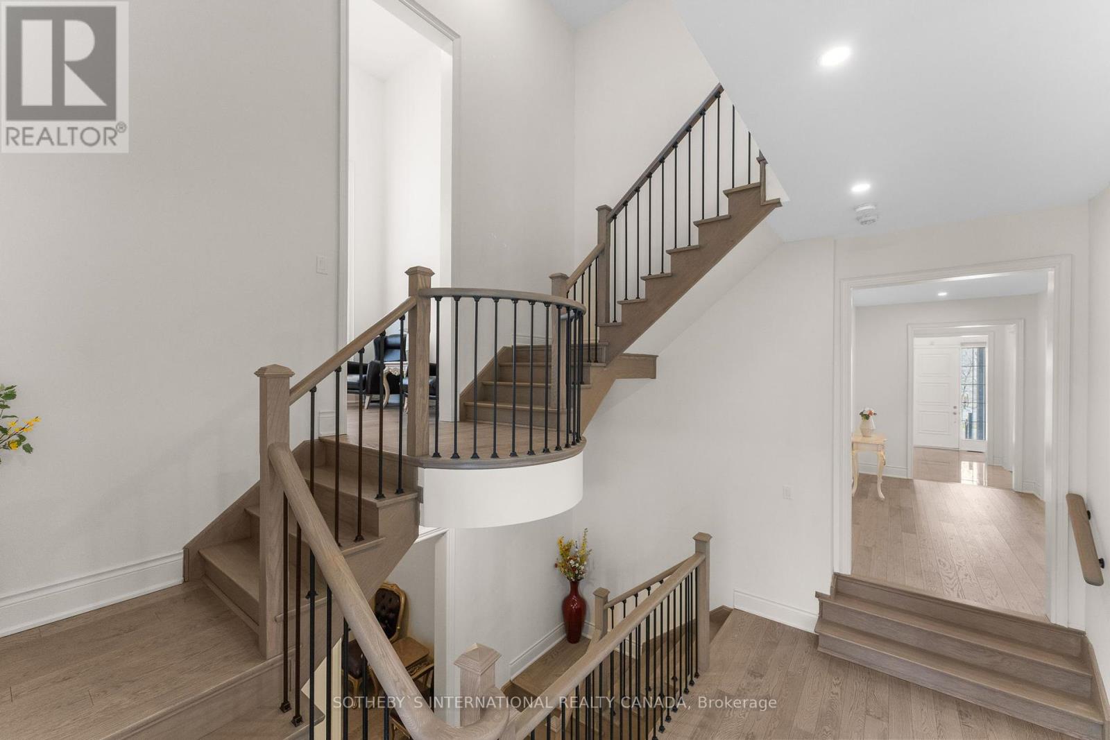 200 Farrell Road Property Photo 16