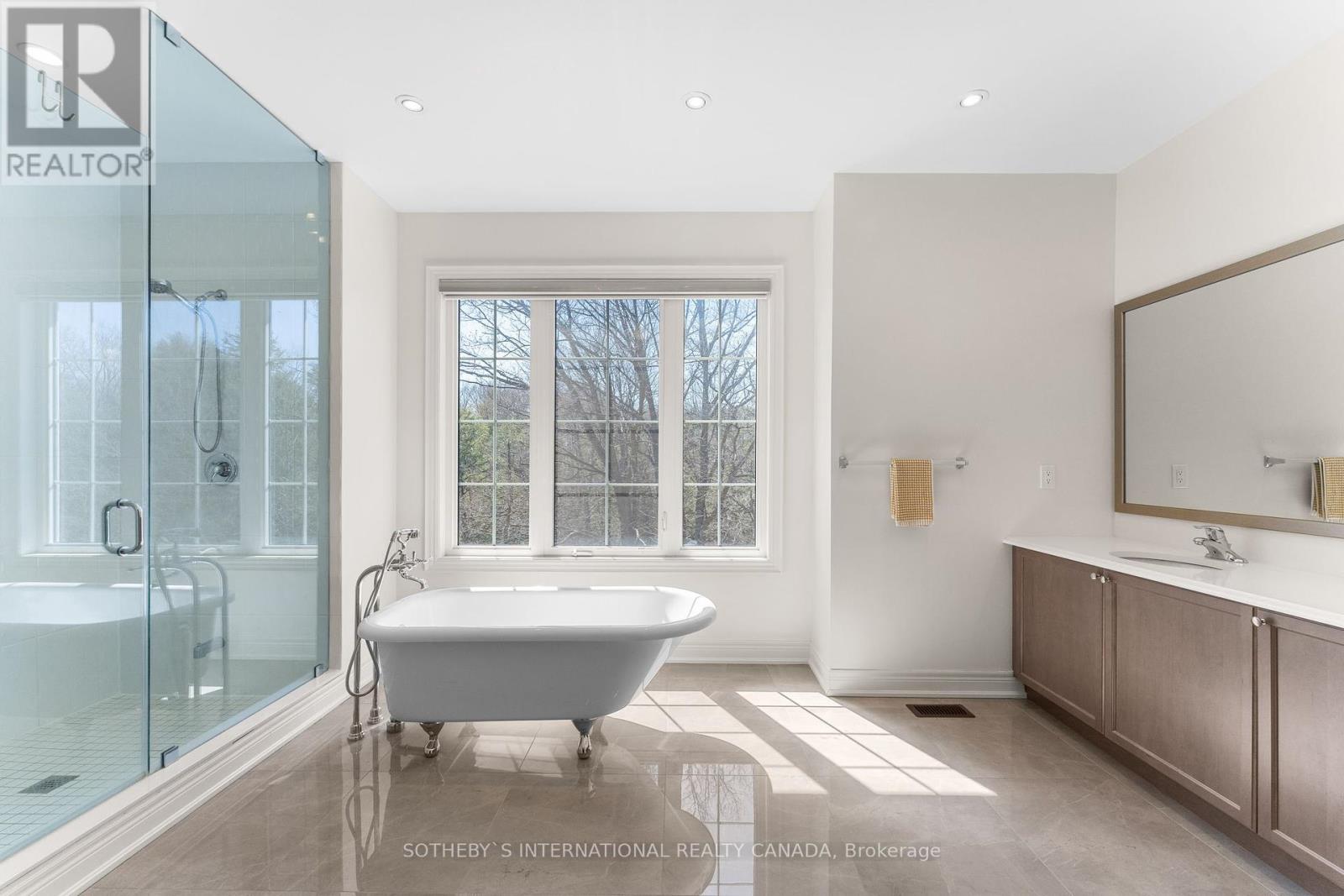 200 Farrell Road Property Photo 20