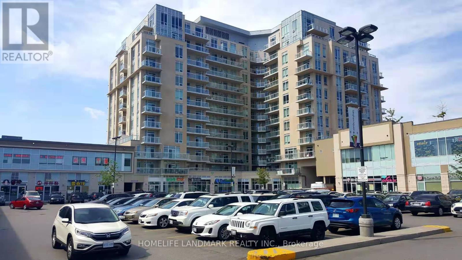 2093 - 28 South Unionville Avenue Property Photo 2