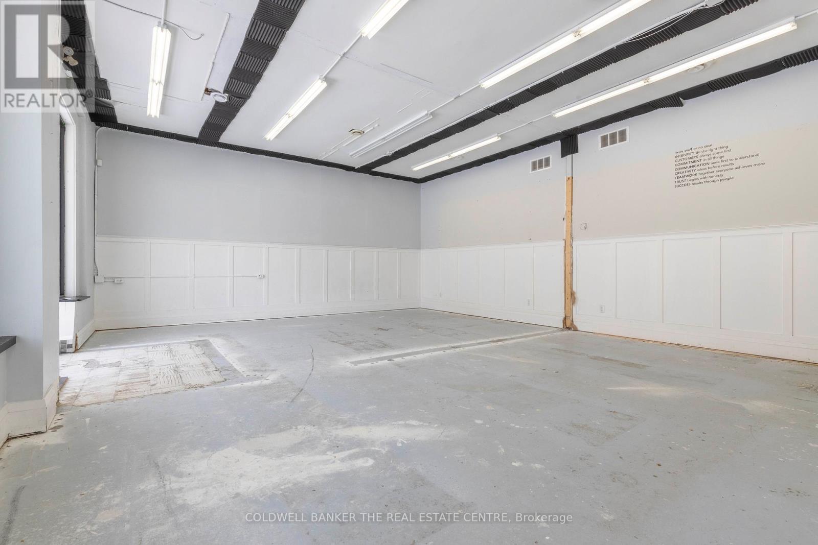 21100 Dalton Road Property Photo 20