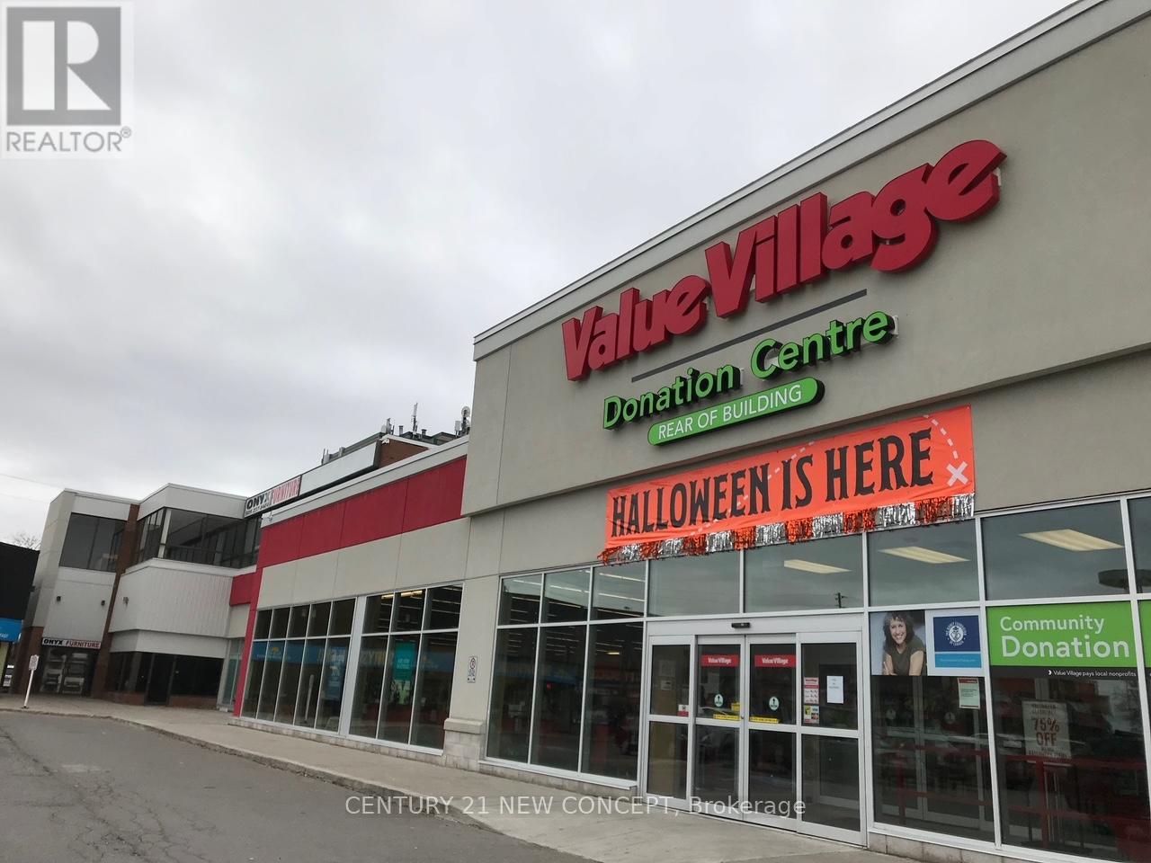 10620 Yonge Street Property Photo 1
