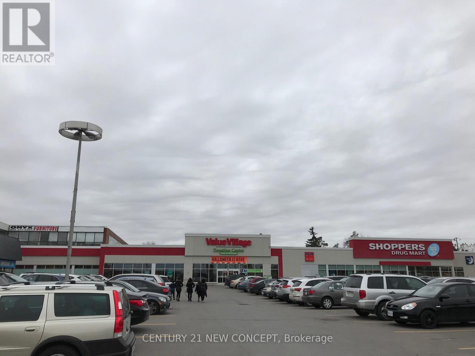 10620 Yonge Street Property Photo 3