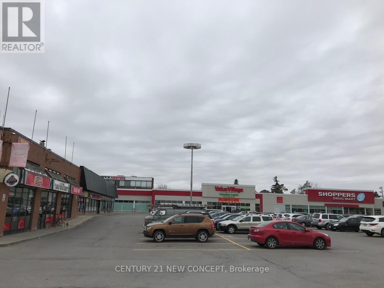 10620 Yonge Street Property Photo 5