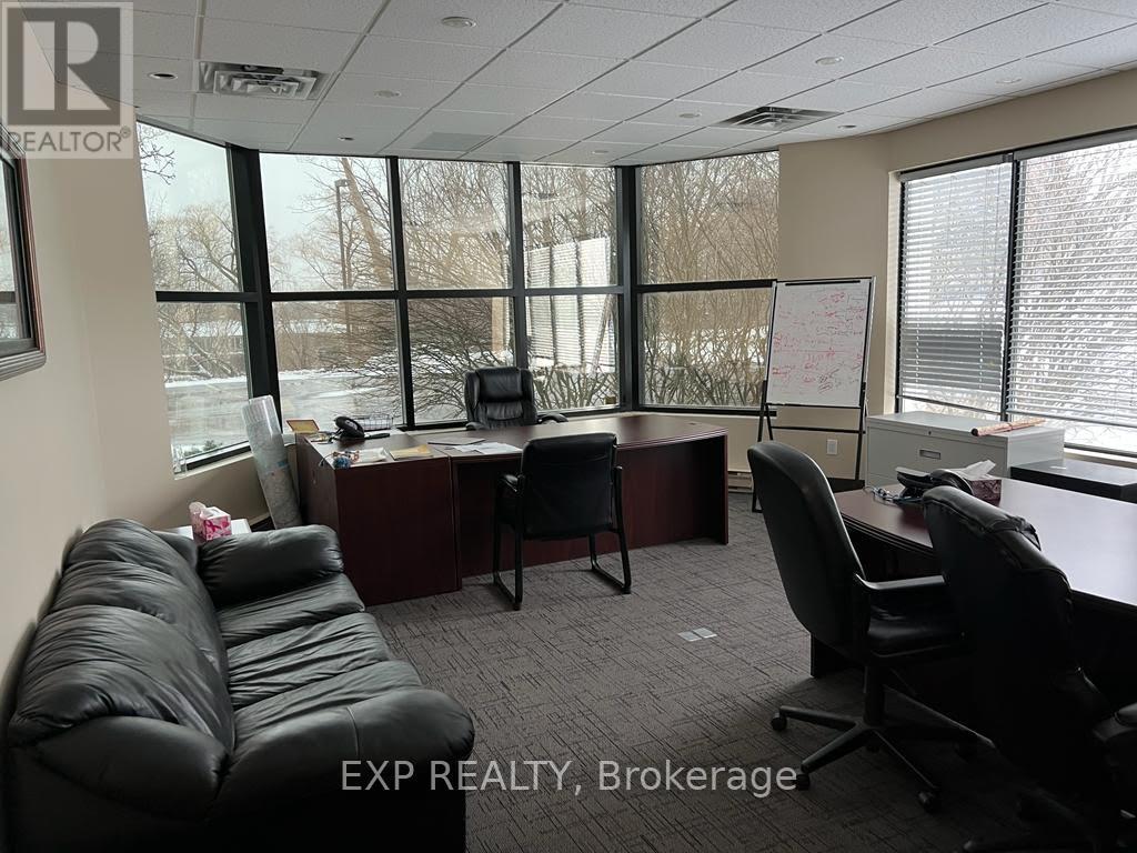 104 - 275 Renfrew Drive Property Photo 9