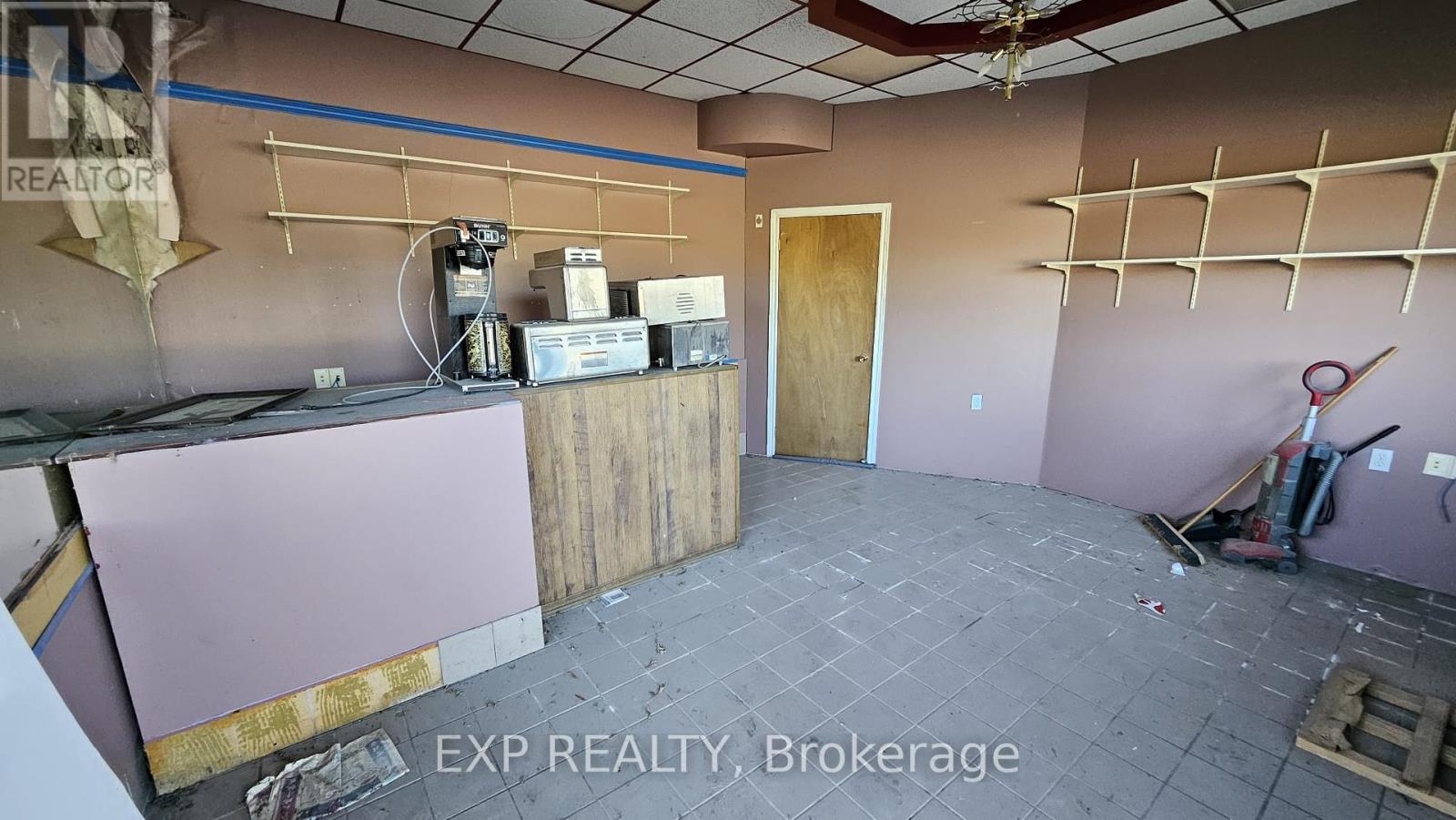 #1 - 20473 Highway 48 Property Photo 2