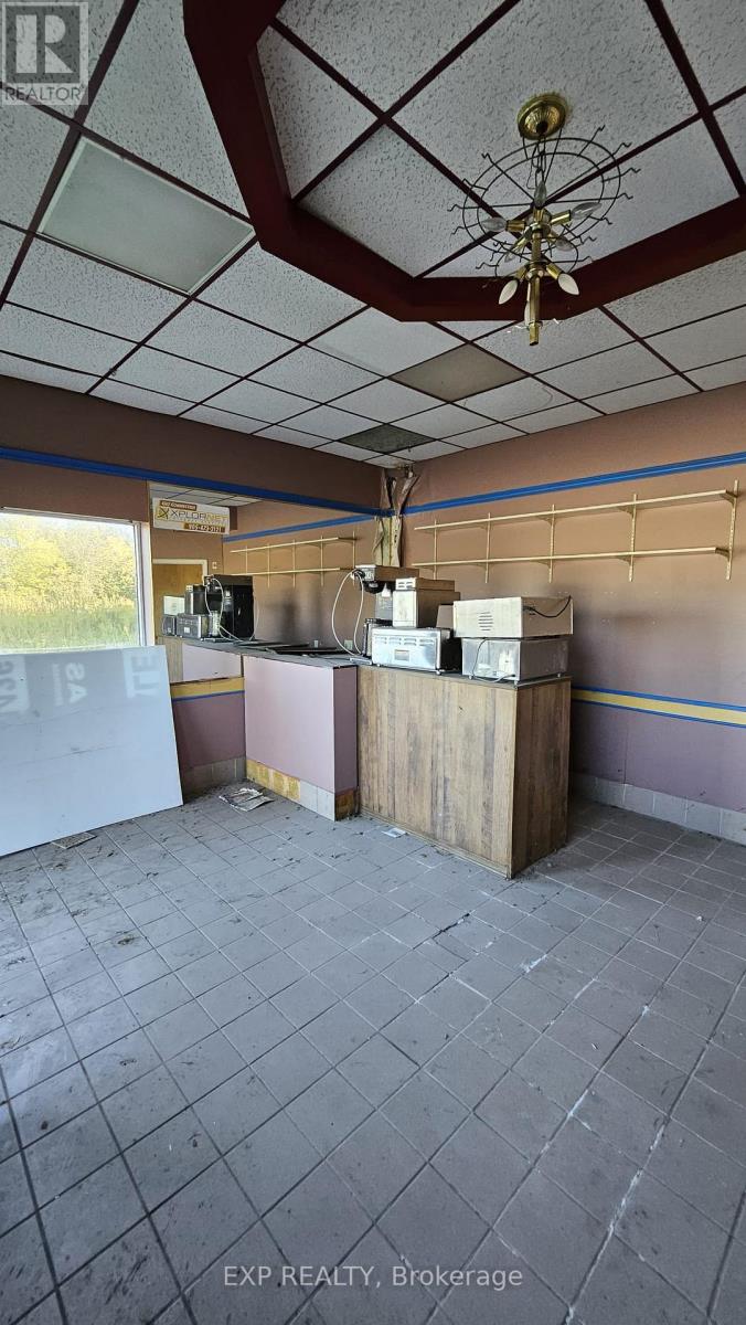 #1 - 20473 Highway 48 Property Photo 3