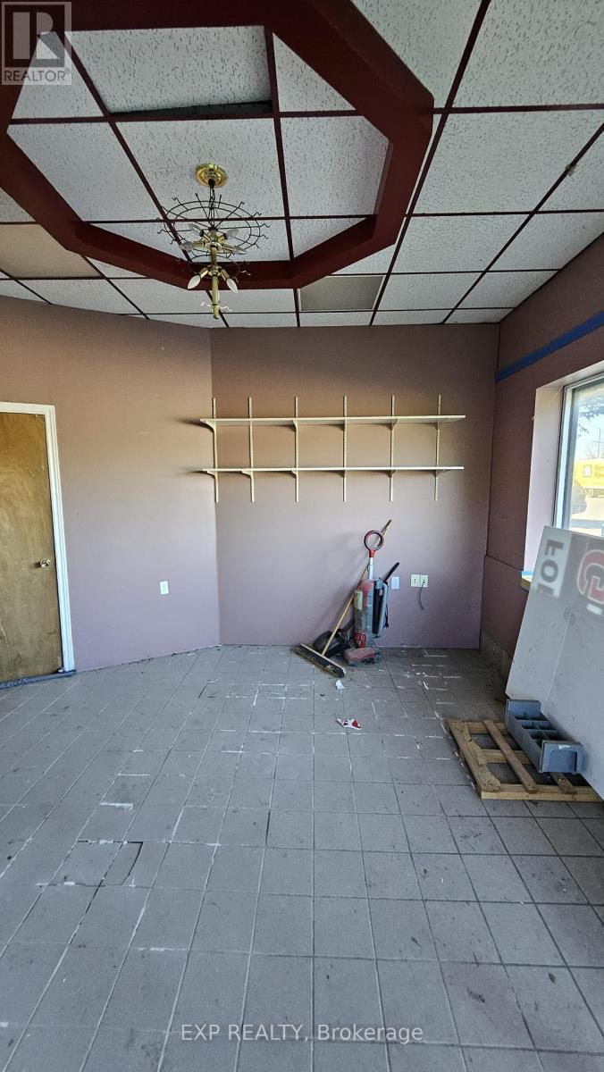 #1 - 20473 Highway 48 Property Photo 4