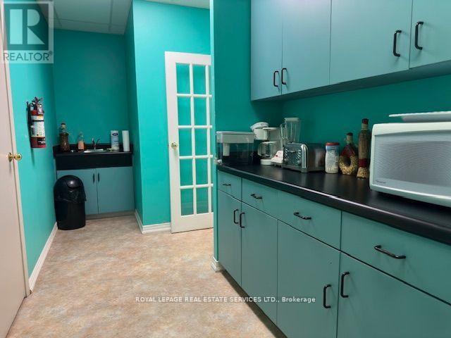 29 - 7626a Yonge Street Property Photo 11