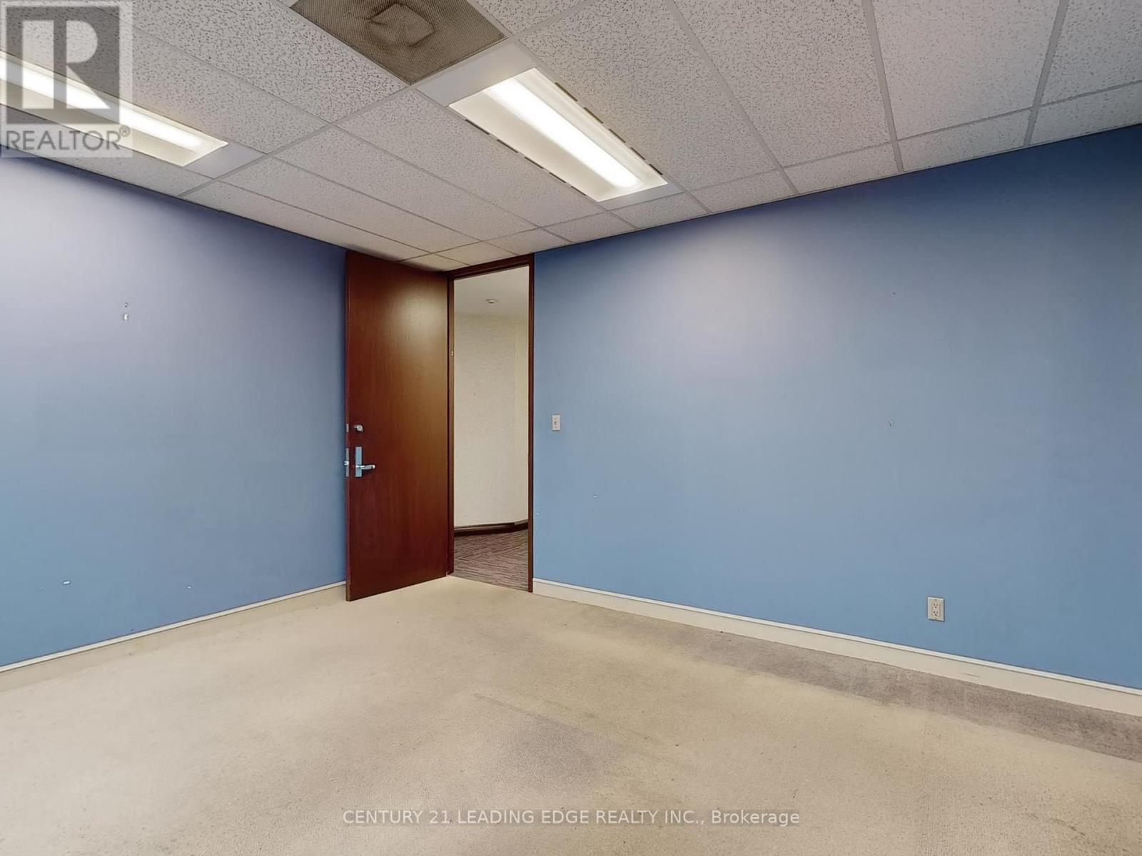 201 - 260 Town Centre Boulevard Property Photo 21