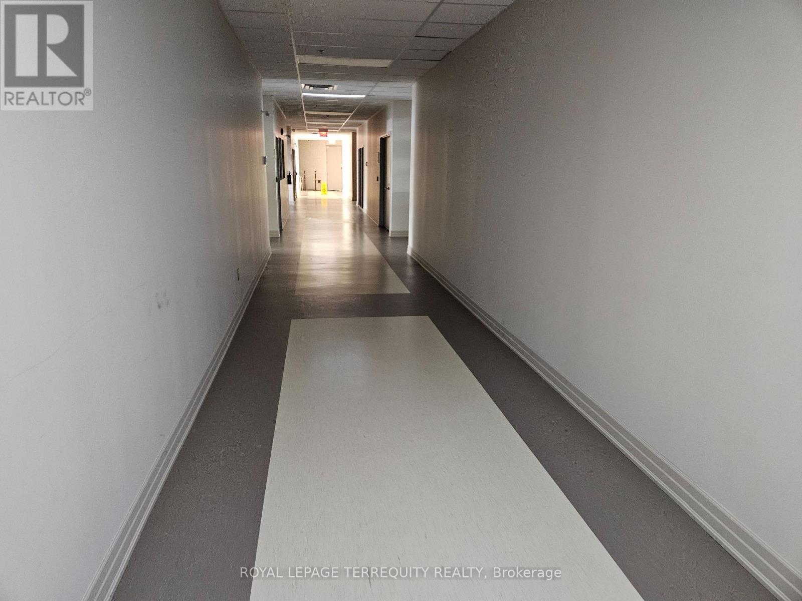 Room C - 9333 Woodbine Avenue Property Photo 11