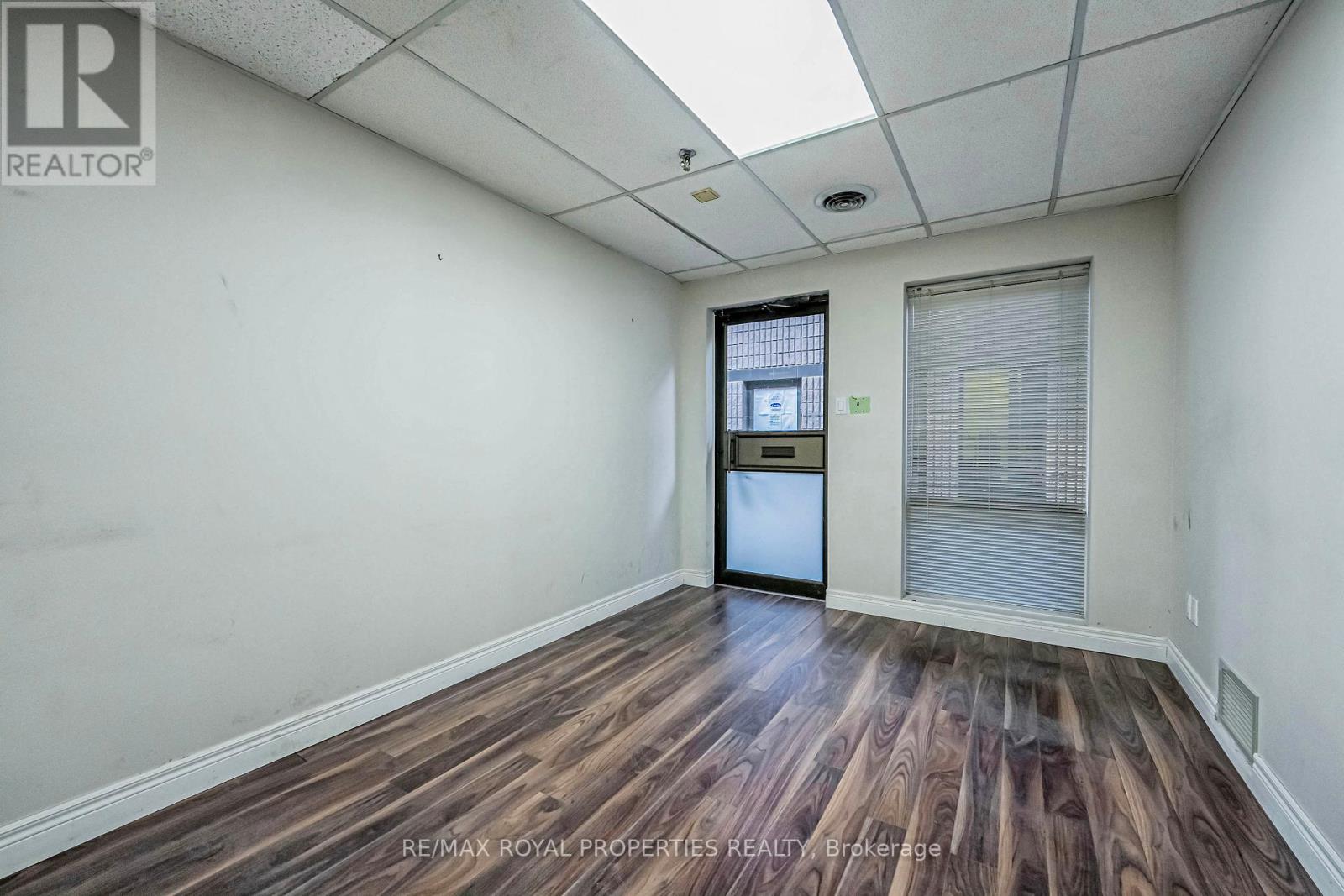 15 - 85 Ferrier Street Property Photo 5