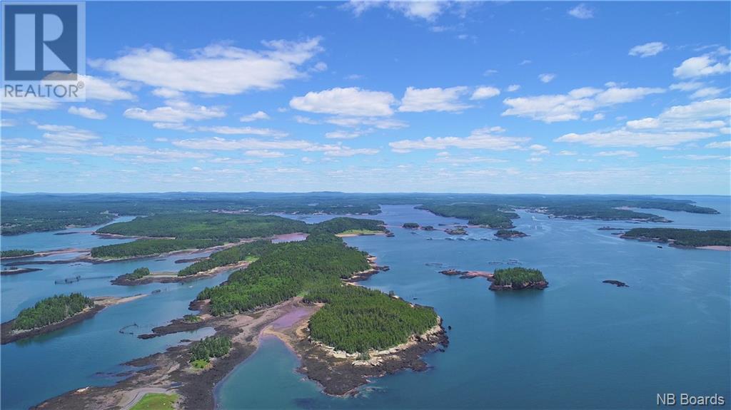 Spruce Island Property Photo 18