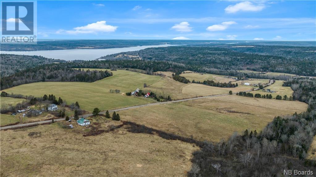 689 Carpenter Bald Hill Road Property Photo 2