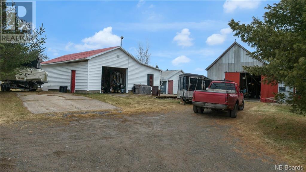 689 Carpenter Bald Hill Road Property Photo 14