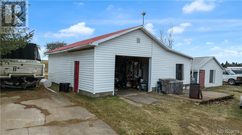 689 Carpenter Bald Hill Road Property Photo 15