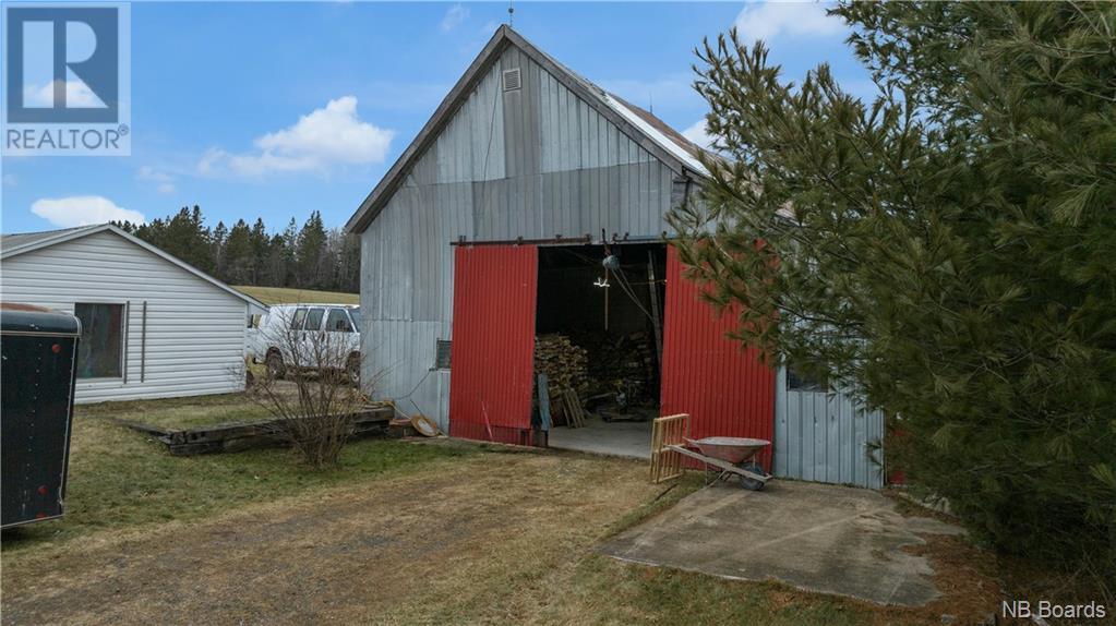 689 Carpenter Bald Hill Road Property Photo 17