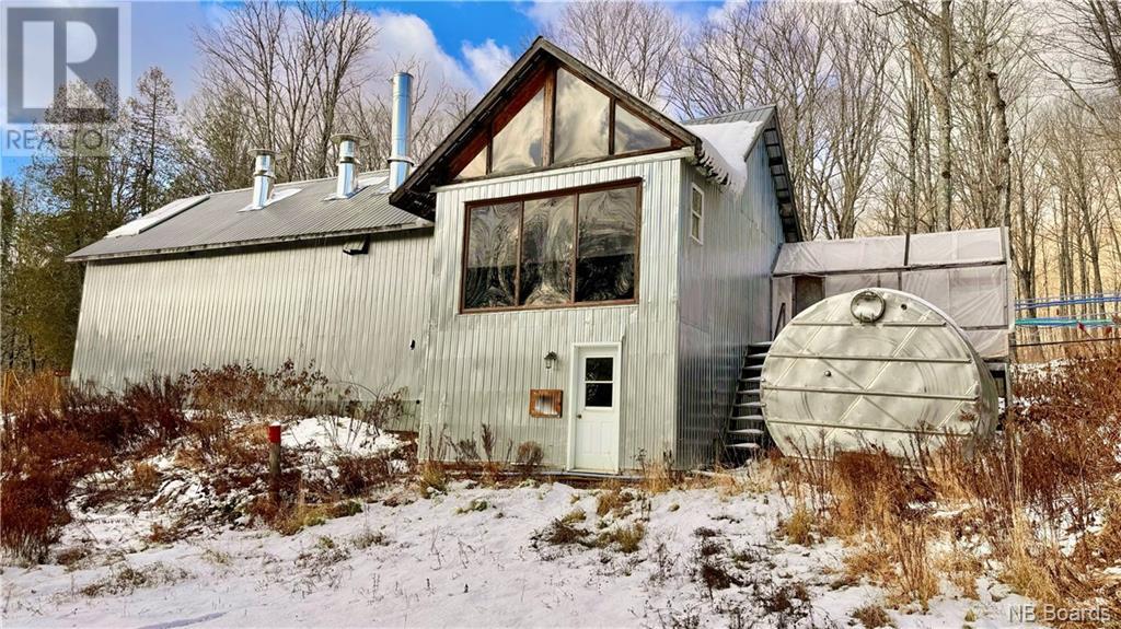 Na Woods Road Property Photo 3