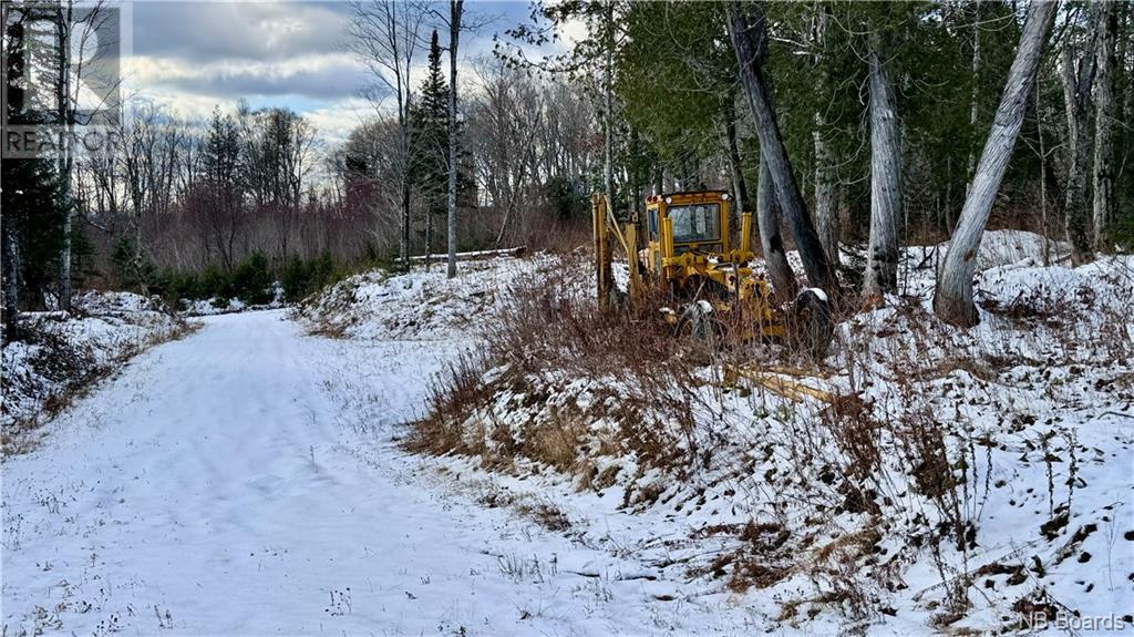 Na Woods Road Property Photo 18