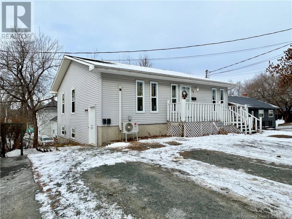 13 Hannah Street Property Photo 1