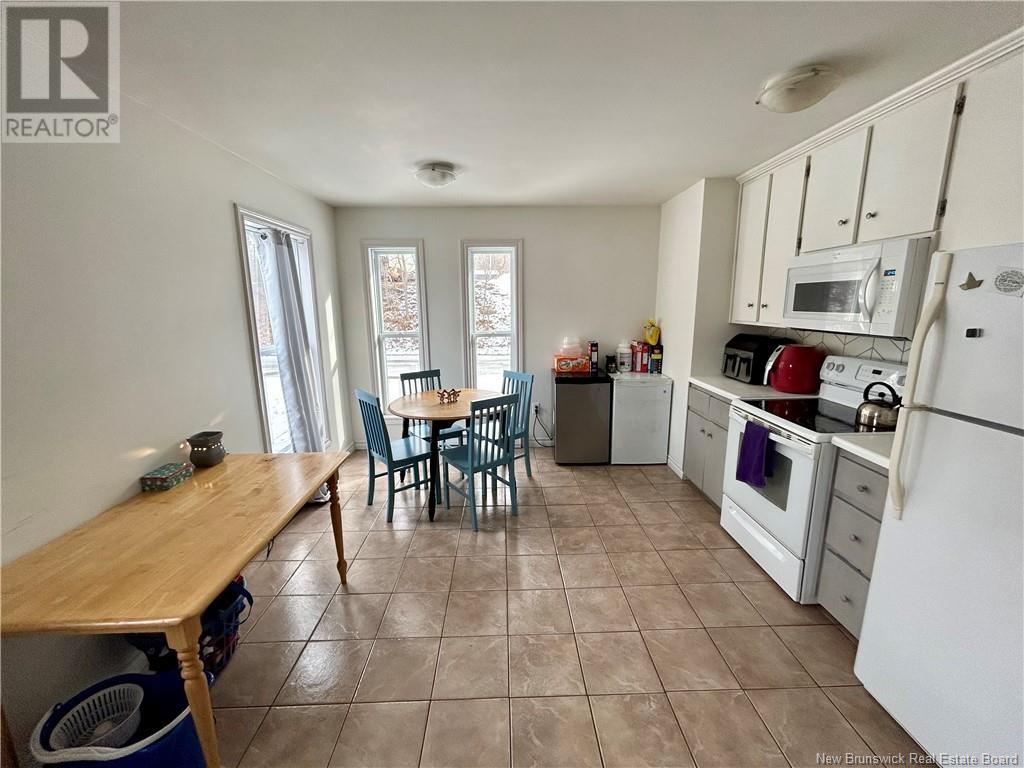 13 Hannah Street Property Photo 6