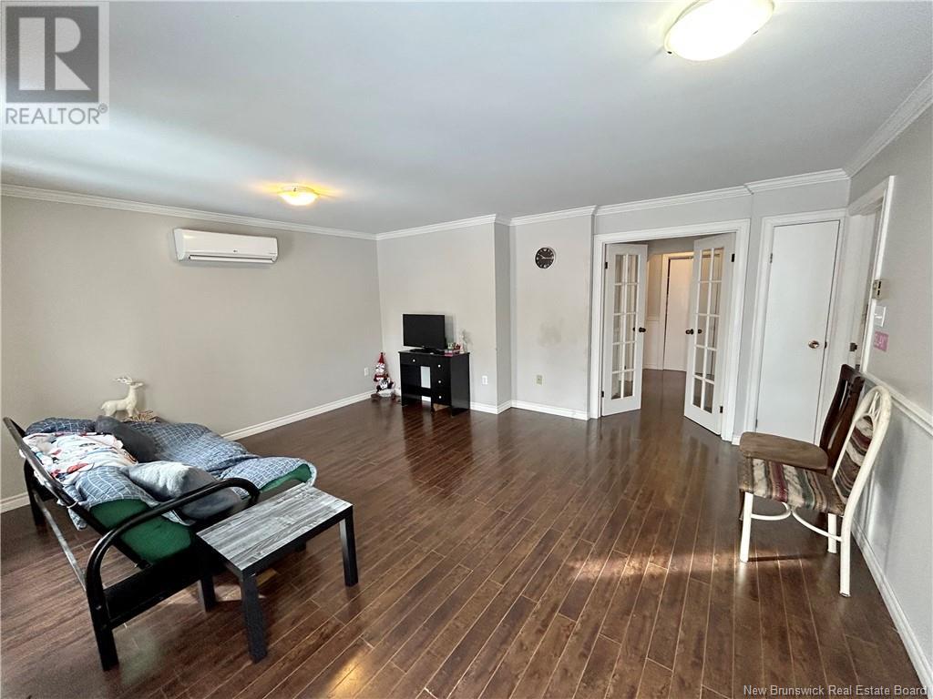 13 Hannah Street Property Photo 9
