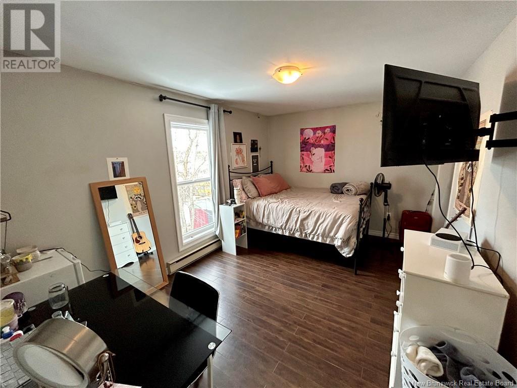13 Hannah Street Property Photo 12