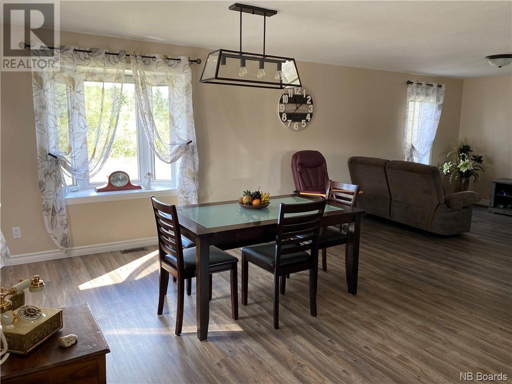 143 Rue Des Montagnes Property Photo 4