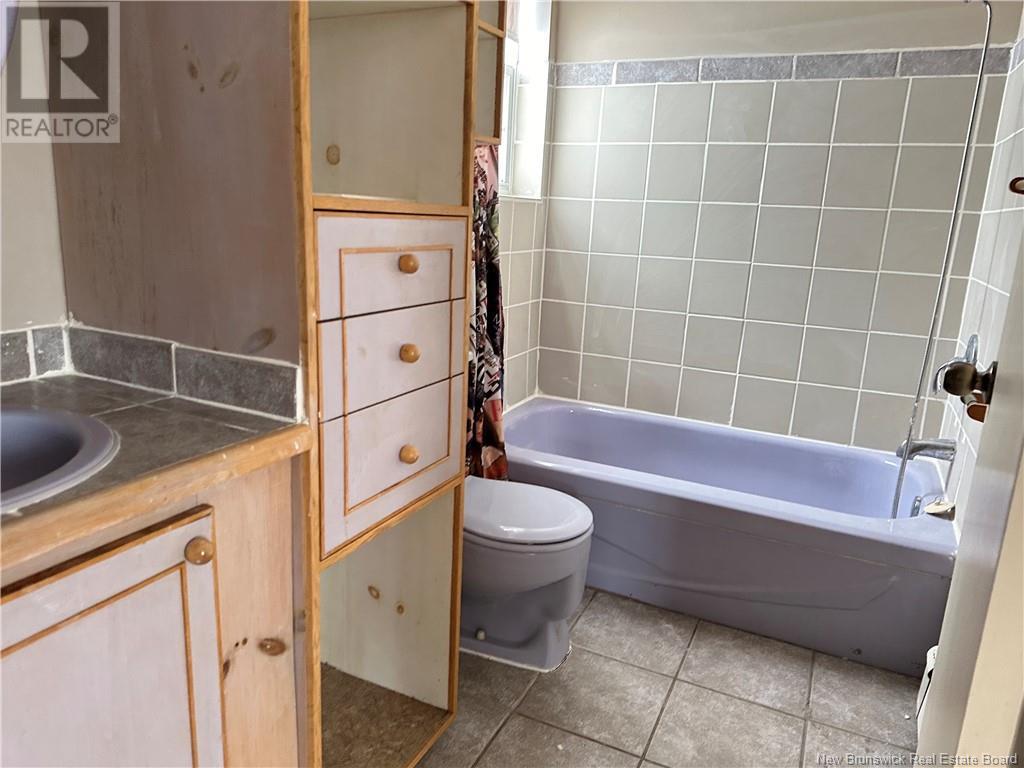 107 Saint-jean-baptiste Street Property Photo 40